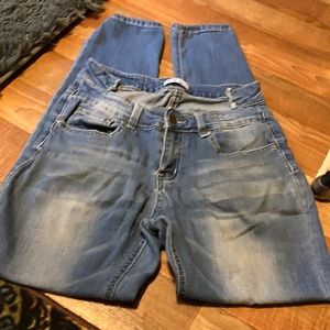 Salvaje distressed skinny jeans size 7
